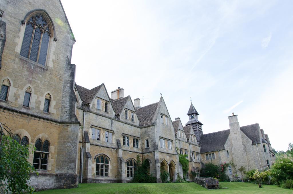 ホテル The Convent ストラウド エクステリア 写真
